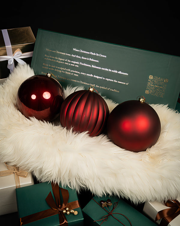 Set of 3x20cm · Burgundy Baubles · LONDON ROYAL